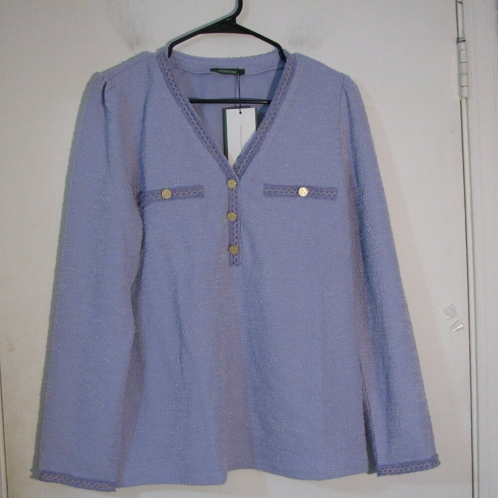 * Triratna Purple Textured Blouse Medium NWT$35 V Neckline